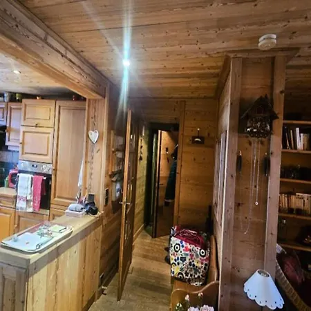 Apartment For 4 People Megeve